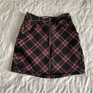Plaid mini skirt